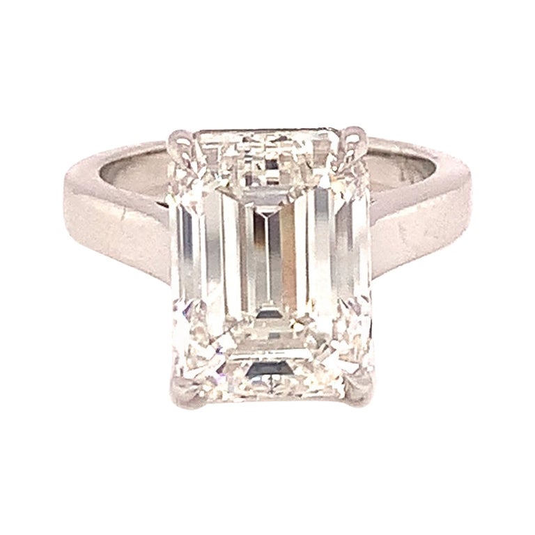 Anello di fidanzamento con diamante certificato GIA da 6,74 carati in platino in vendita