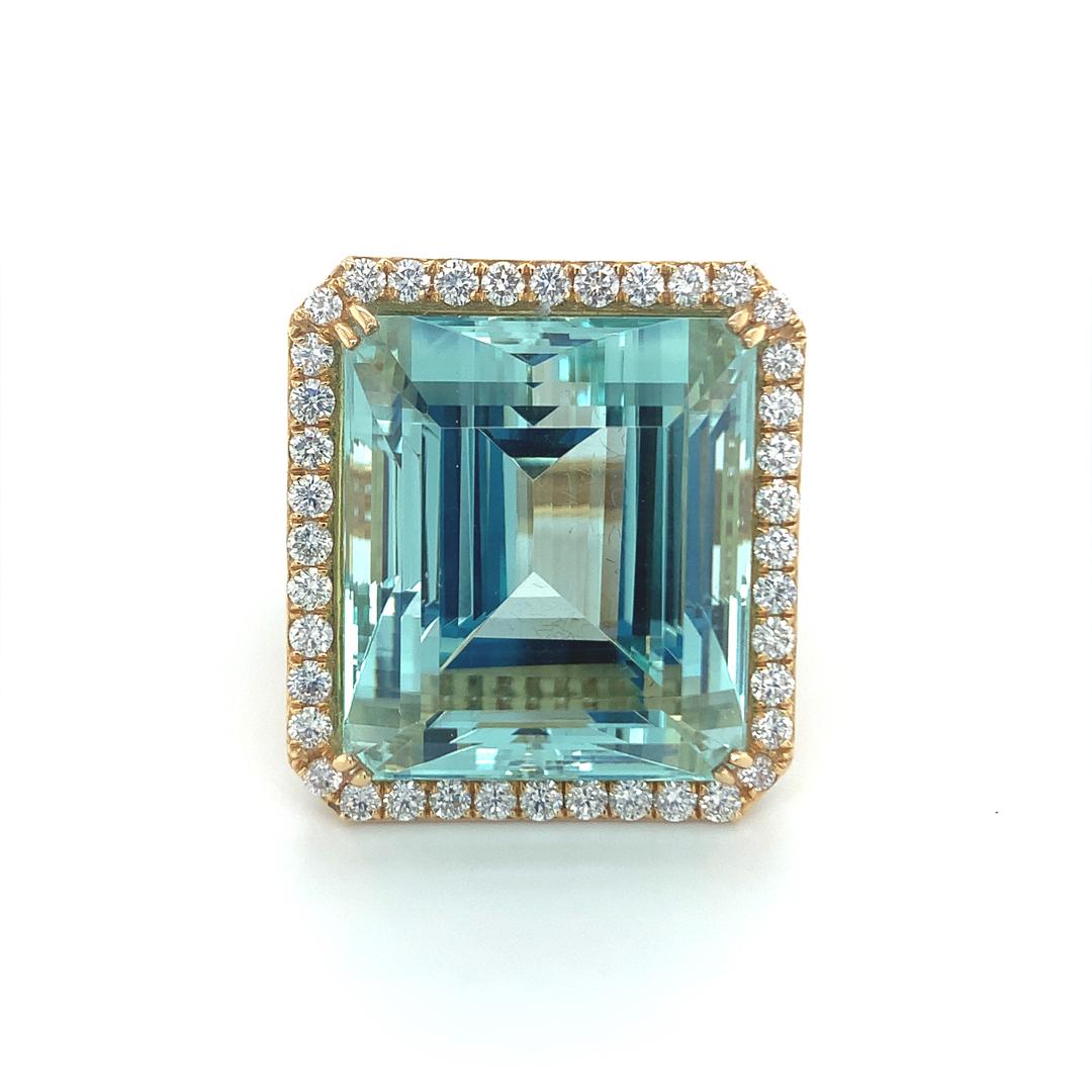 GIA Certified 68.06 Carat Aquamarine Diamond Ring In New Condition For Sale In New York, NY