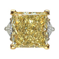 GIA-zertifizierter 6,91 Karat gelber Diamantring mit drei Steinen im Prinzessinnenschliff