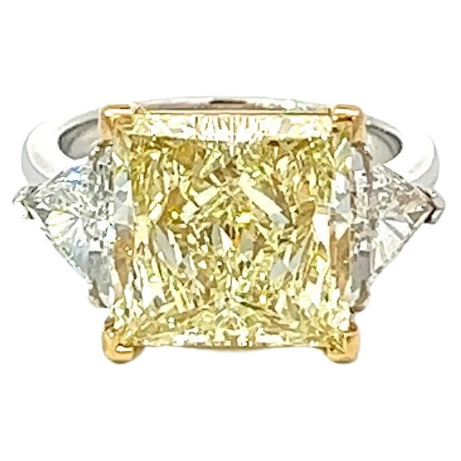 Diamant jaune fantaisie naturel de 6,91 carats certifié par le GIA  en vente