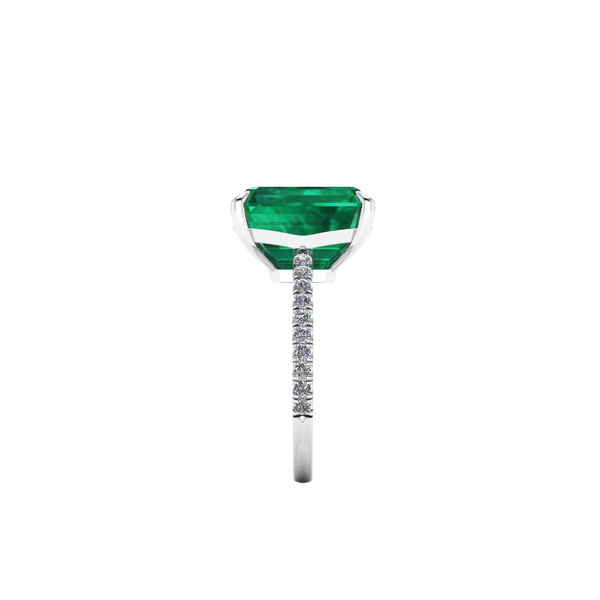 Platinring, GRS-zertifizierter 6.95 Karat kolumbianischer Smaragd im Smaragdschliff Diamant (Art déco)
