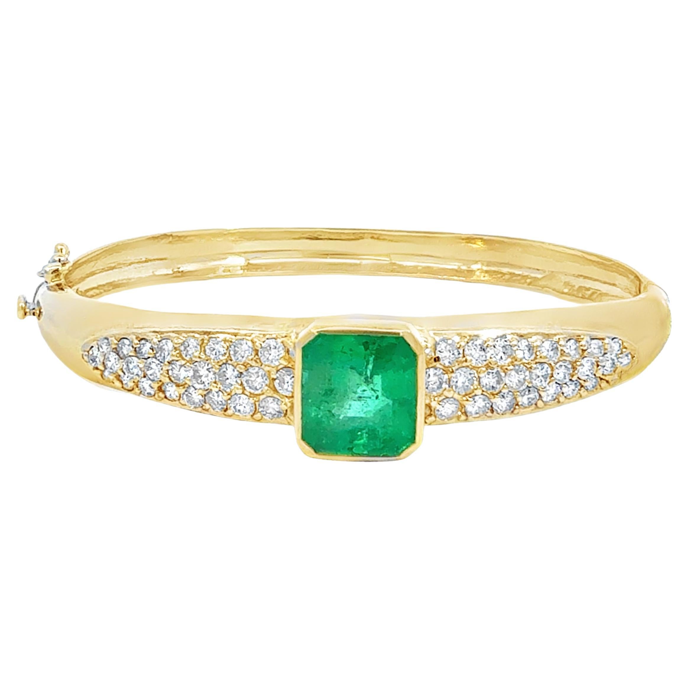 GIA-zertifizierter 6,96 Karat kolumbianischer Smaragd Diamant Vintage Retro-Armreif Armband