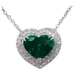 GIA Certified 6.97 Carat Heart Cut NO TREATMENT NO OIL Emerald Pendant Necklace