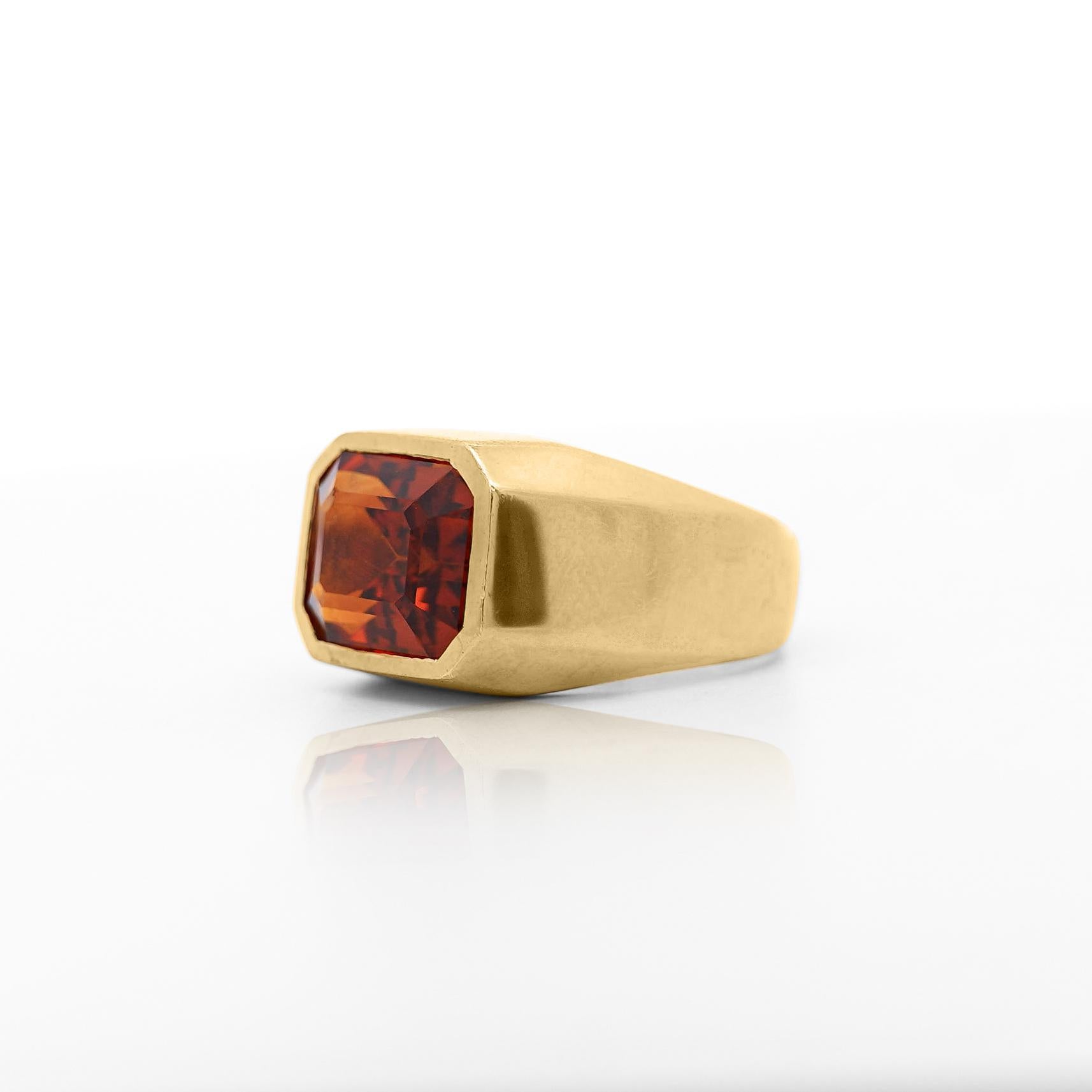 Women's GIA Certified 7 Carat Emerald Cut Citrine 18K Gold Solitaire Bezel Set Mens Ring