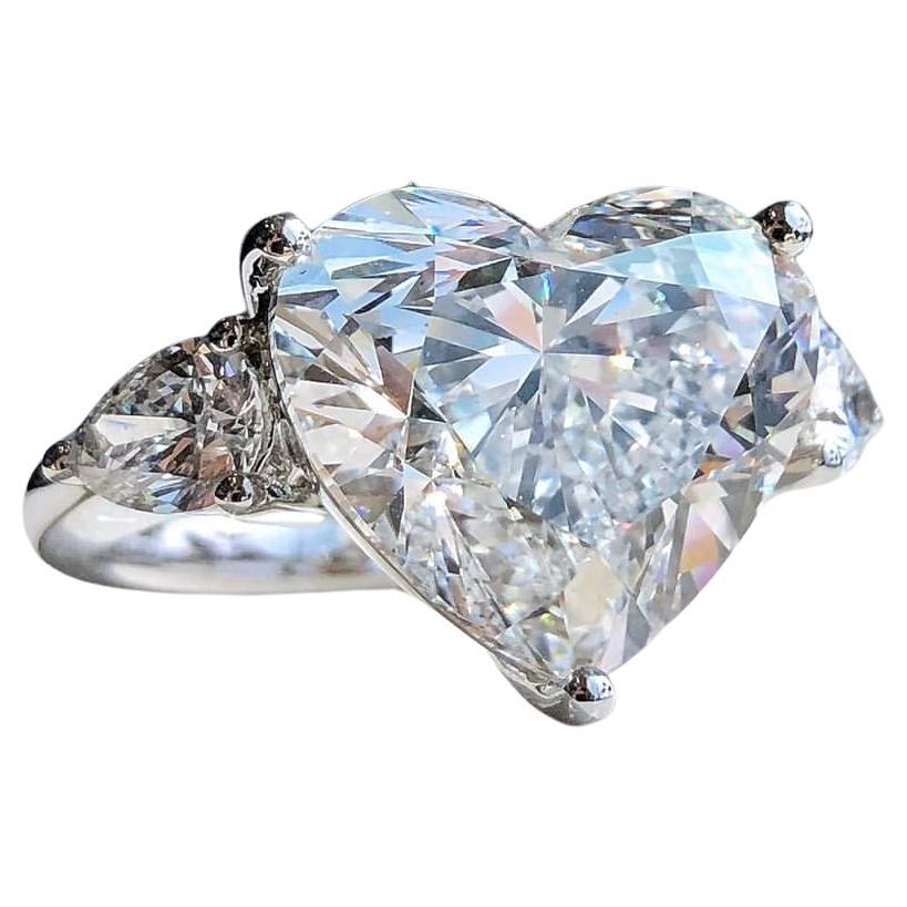 GIA Certified 7 Carat Heart Cut Diamond Platinum Ring In New Condition For Sale In Chicago, IL