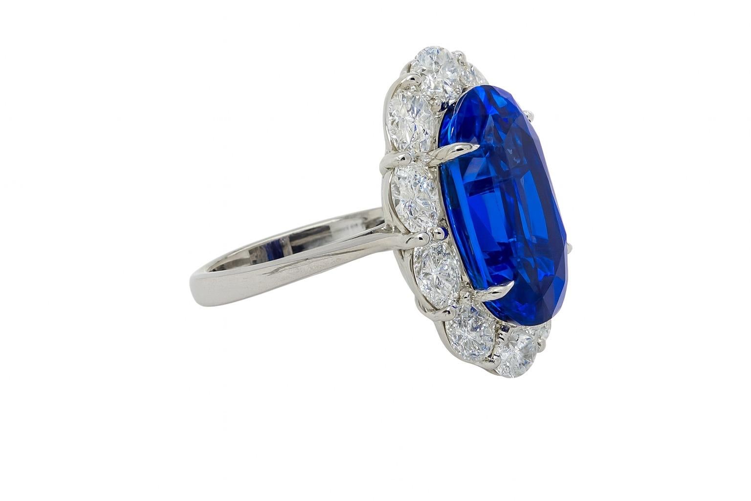 Anillo de zafiro azul de Ceilán de 7 quilates sin calor certificado por GIA en Nuevo estado para la venta en Chicago, IL