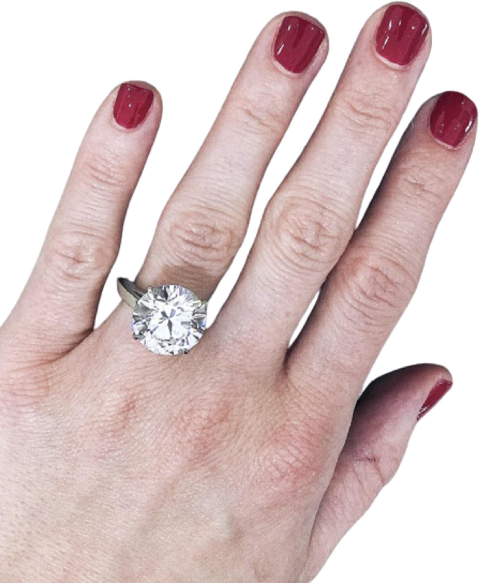 7 carat round diamond ring