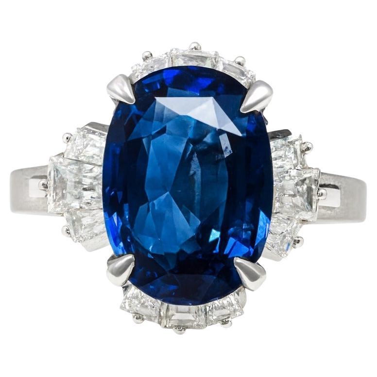 Certificado GIA 7 Ct.  Anillo de zafiro y diamantes sin calentar de Sri Lanka
