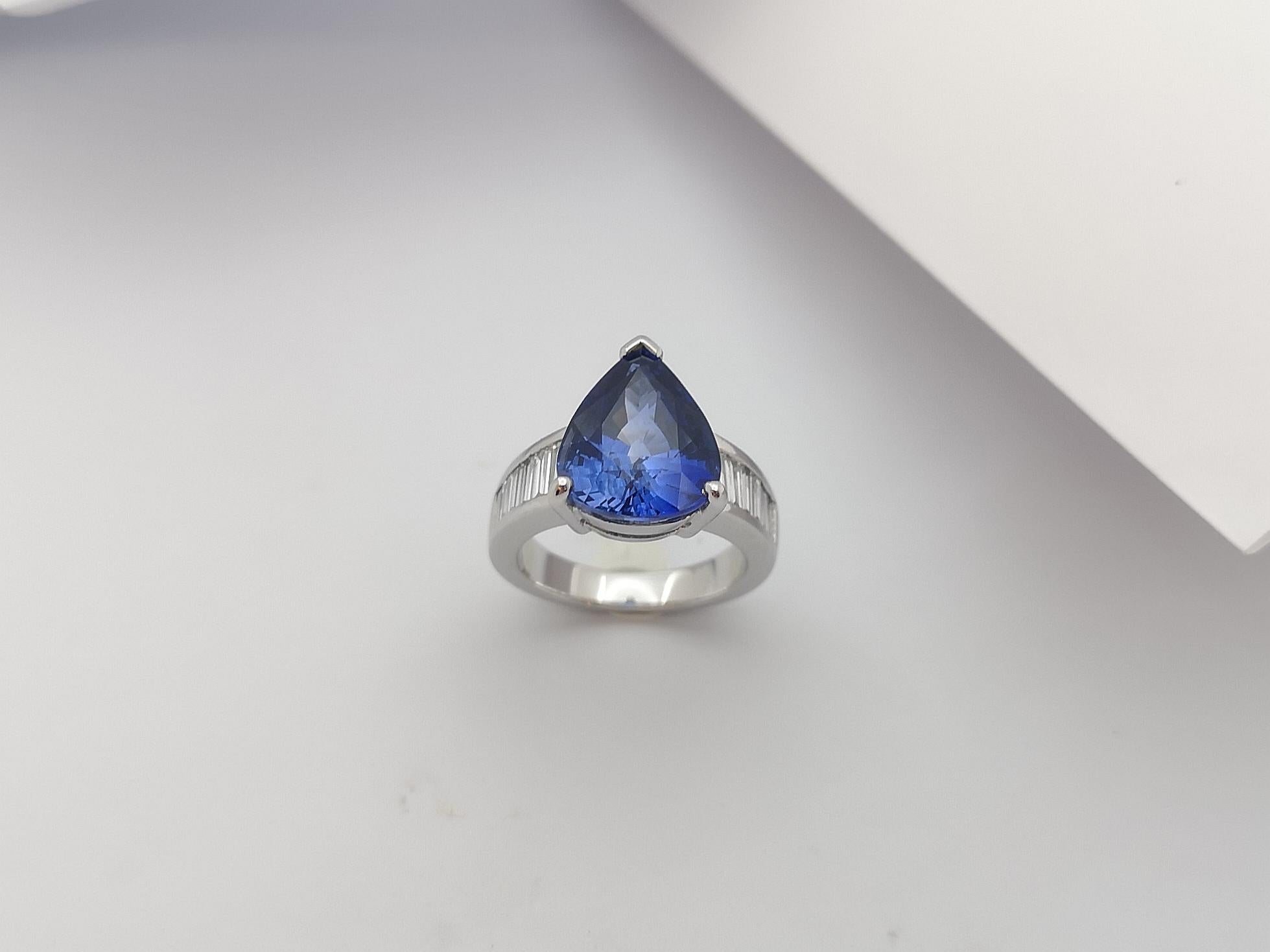 GIA Certified 7cts Ceylon Blue Sapphire with Diamond Ring Set in Platinum For Sale 5