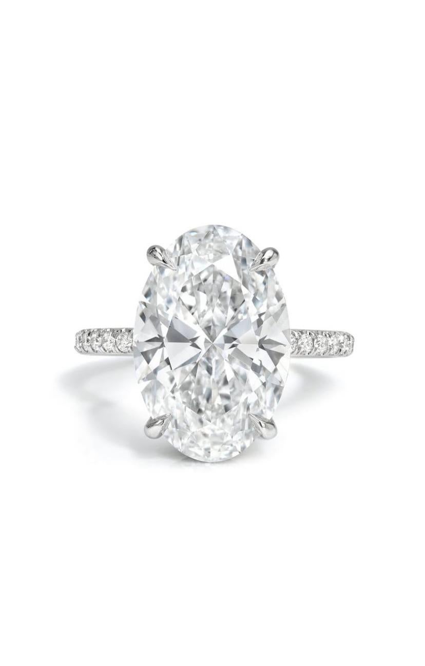 GIA-zertifizierter Solitär-Ring mit 7,00 Karat ovalem Diamant in ovaler Form aus 18K Gold (Ovalschliff) im Angebot