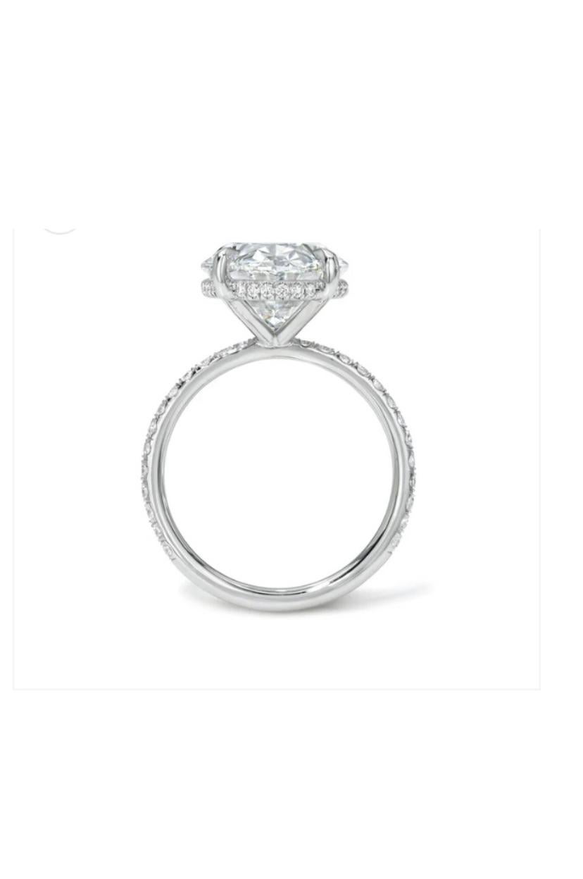 GIA-zertifizierter Solitär-Ring mit 7,00 Karat ovalem Diamant in ovaler Form aus 18K Gold im Zustand „Neu“ im Angebot in Massafra, IT
