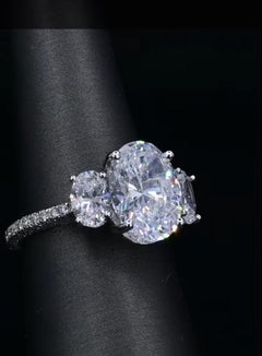 GIA Certified 7.00 Carats F/VS1 Oval Shape Diamonds 18K Gold Three Stone Ring (bague à trois pierres en or)