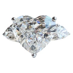 Bague en platine certifiée GIA de 7,01 carats de diamant brillant en forme de cœur