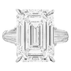 Anello con diamante taglio smeraldo certificato GIA da 7,02 carati