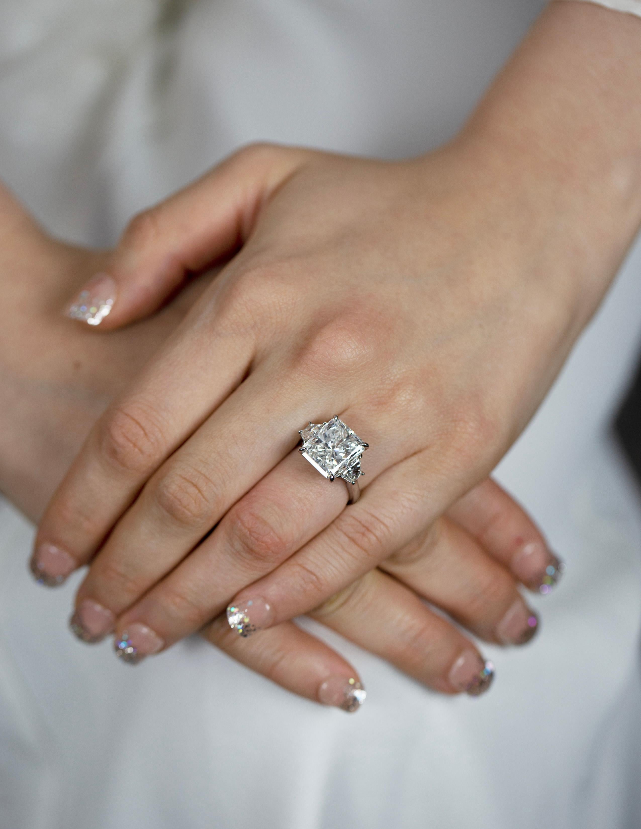 Contemporary Roman Malakov 7.03 Carat Radiant Cut Diamond Three-Stone Engagement Ring For Sale