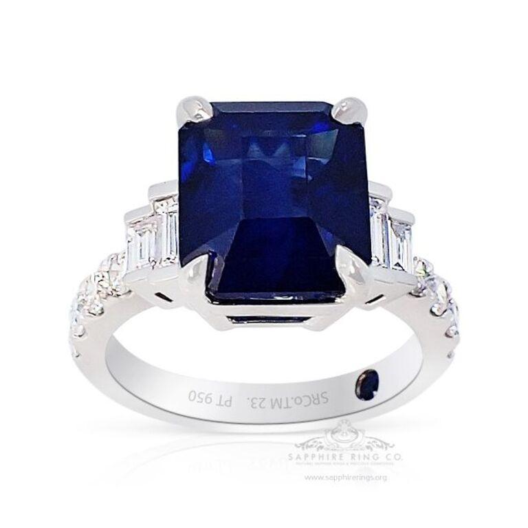 Modern GIA Certified 7.20 ct Platinum Sapphire Ring, Origin Madagascar Asscher Cut For Sale