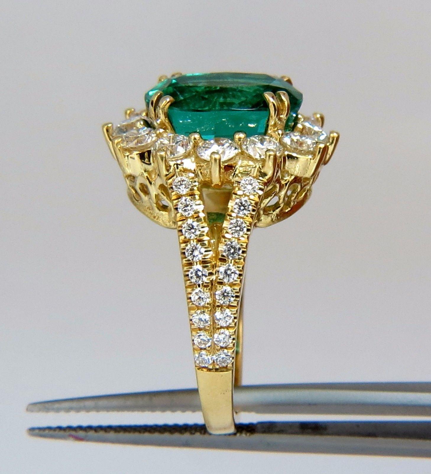GIA Certified 7.26 Carat Natural Emerald Diamonds Ring 18 Karat 