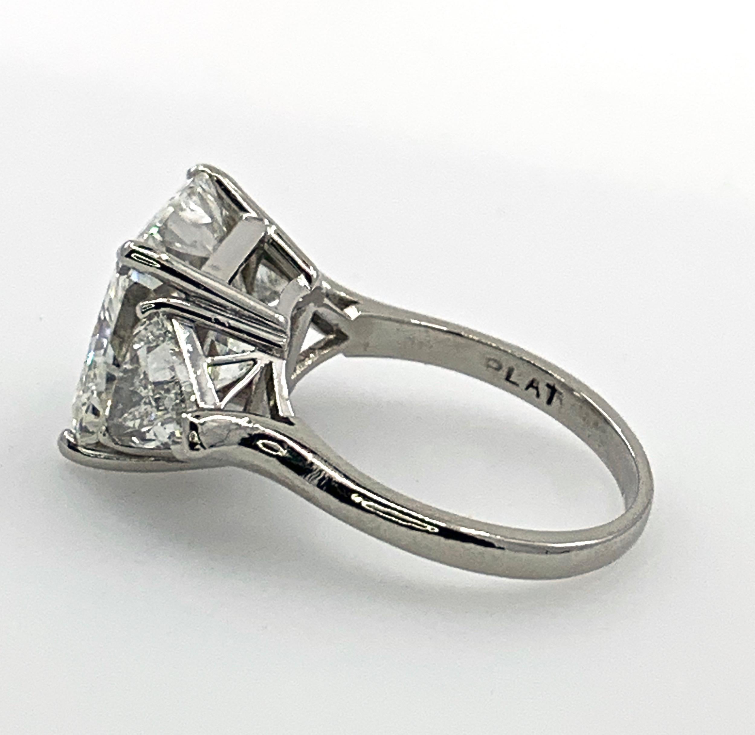 Contemporary GIA-Certified 7.27 Carat Radiant-Cut Diamond Ring with 0.75 Carat Side Trillions
