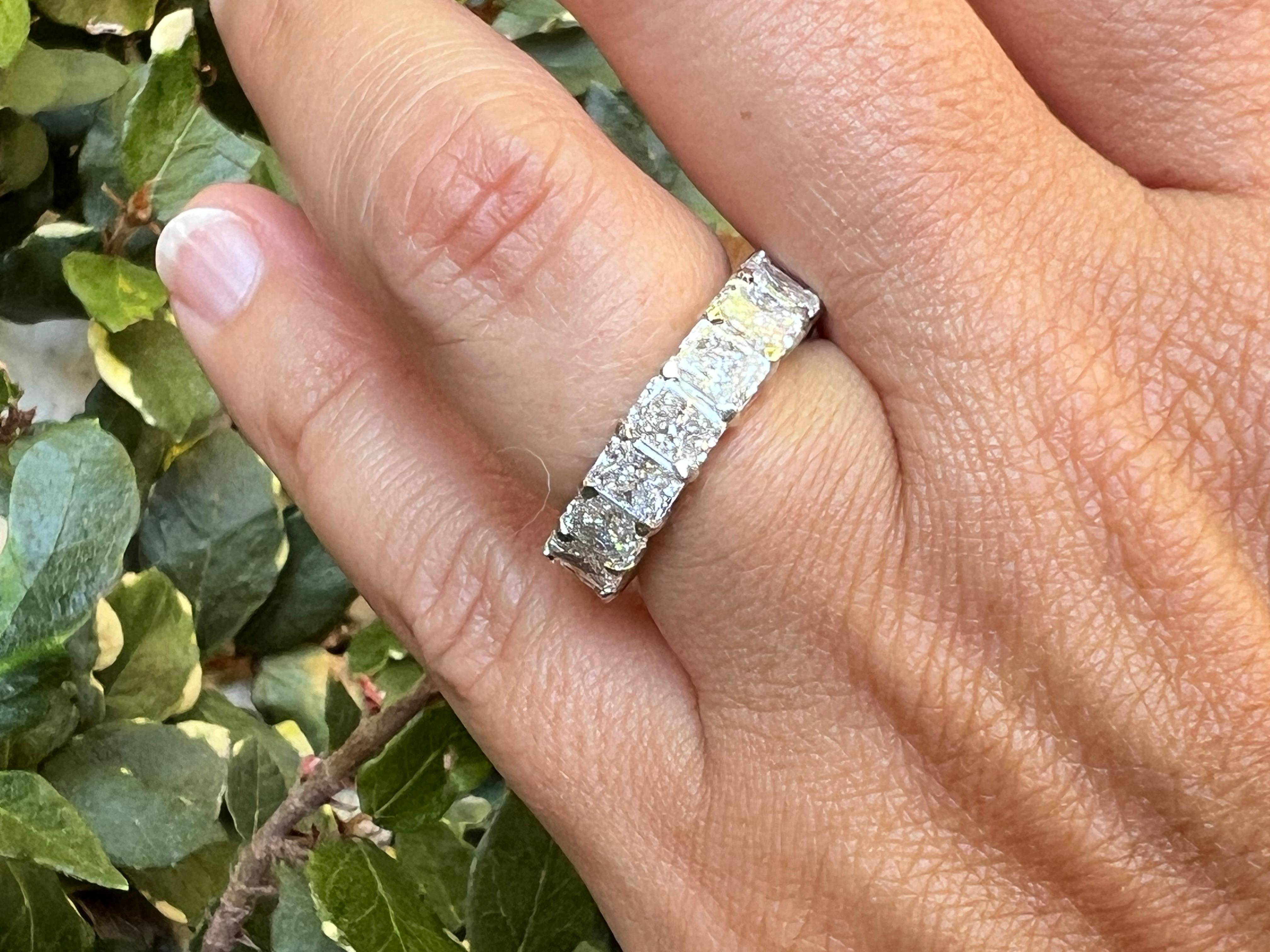 GIA Certified 6.94 Carat Platinum Radiant D-E VS+ Natural Diamond Eternity Band For Sale 1