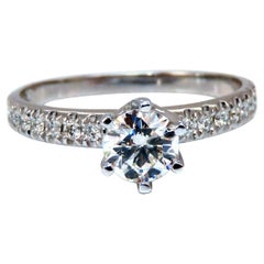 GIA Certified .73 Carat Round Cut Diamond Raised Tulip Ring Platinum* (bague tulipe surélevée avec diamant rond certifié GIA)