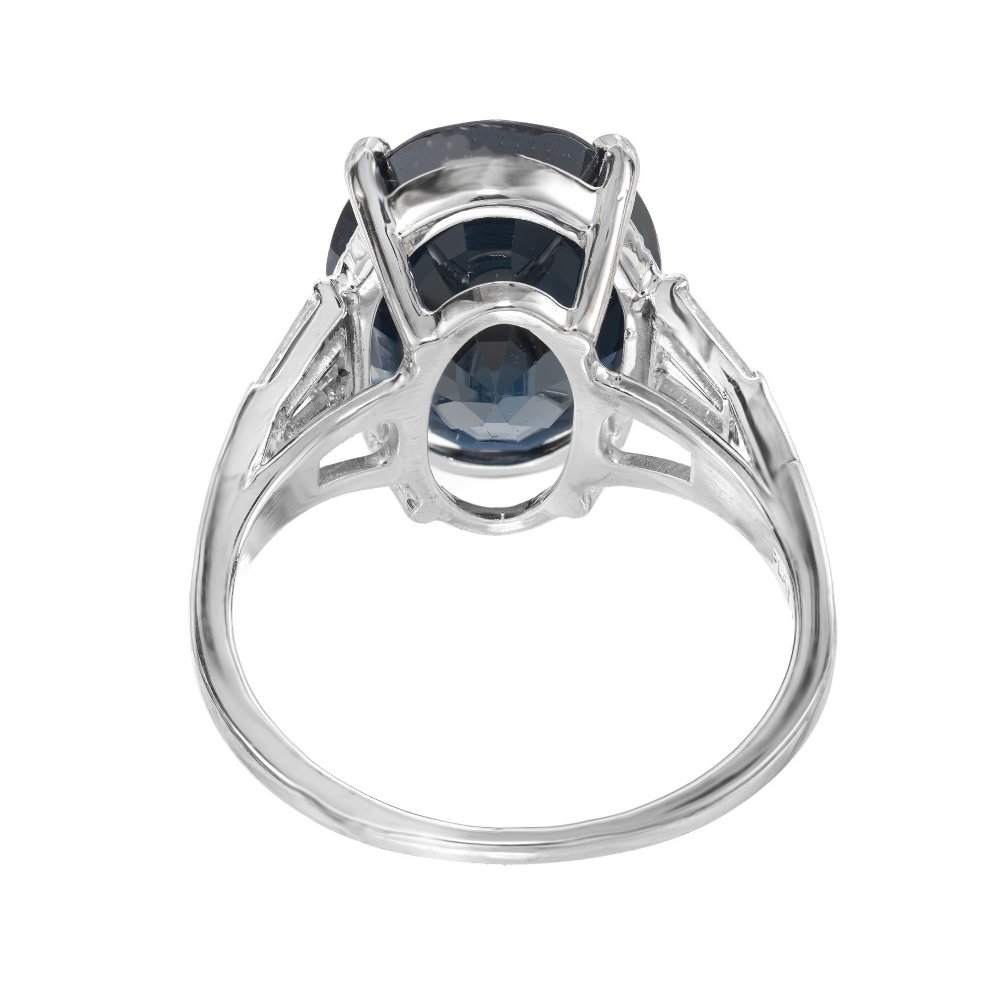 Bague de fiançailles en platine certifiée GIA de 7,40 carats avec spinelle ovale et diamant  en vente 1