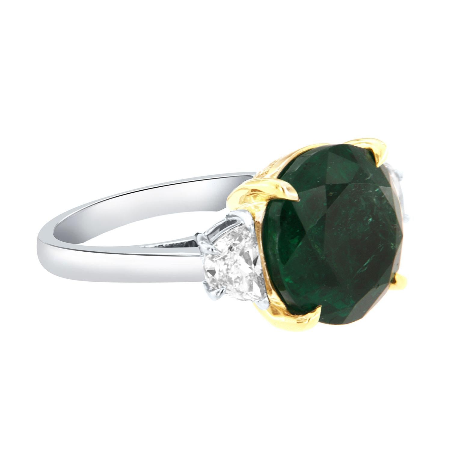 Round Cut GIA Certified 7.47 Round Green Emerald & Half Moon Diamond Platinum & 18KG Ring For Sale