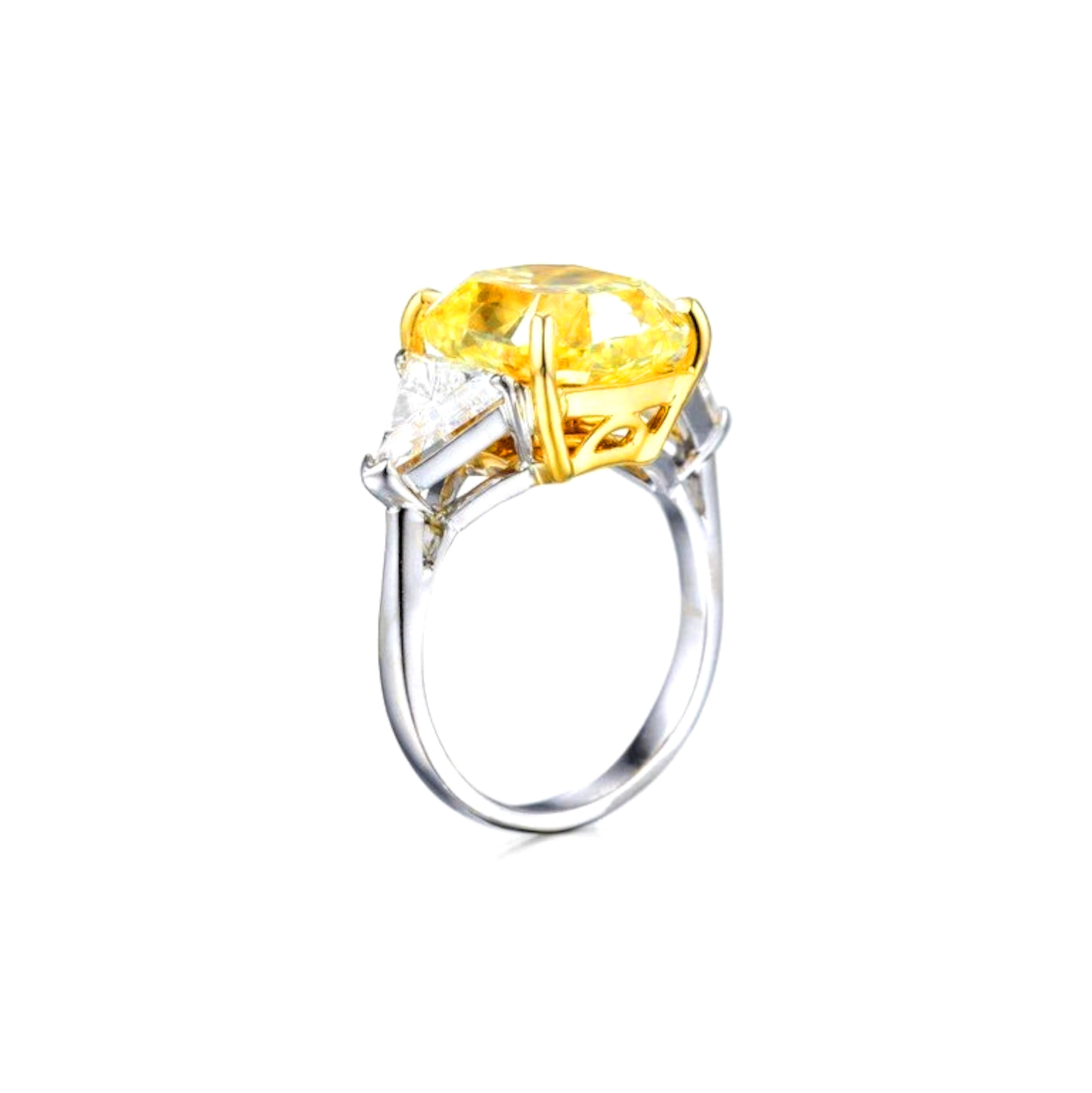 💛 Anello con diamante ovale giallo di 7,50 carati 💛
Uno squisito diamante ovale Fancy Yellow da 7,50 carati certificato GIA, di purezza VVS2, irradia puro fuoco dorato - un tesoro raro di eccezionale brillantezza e purezza.

✨ Affiancato da due