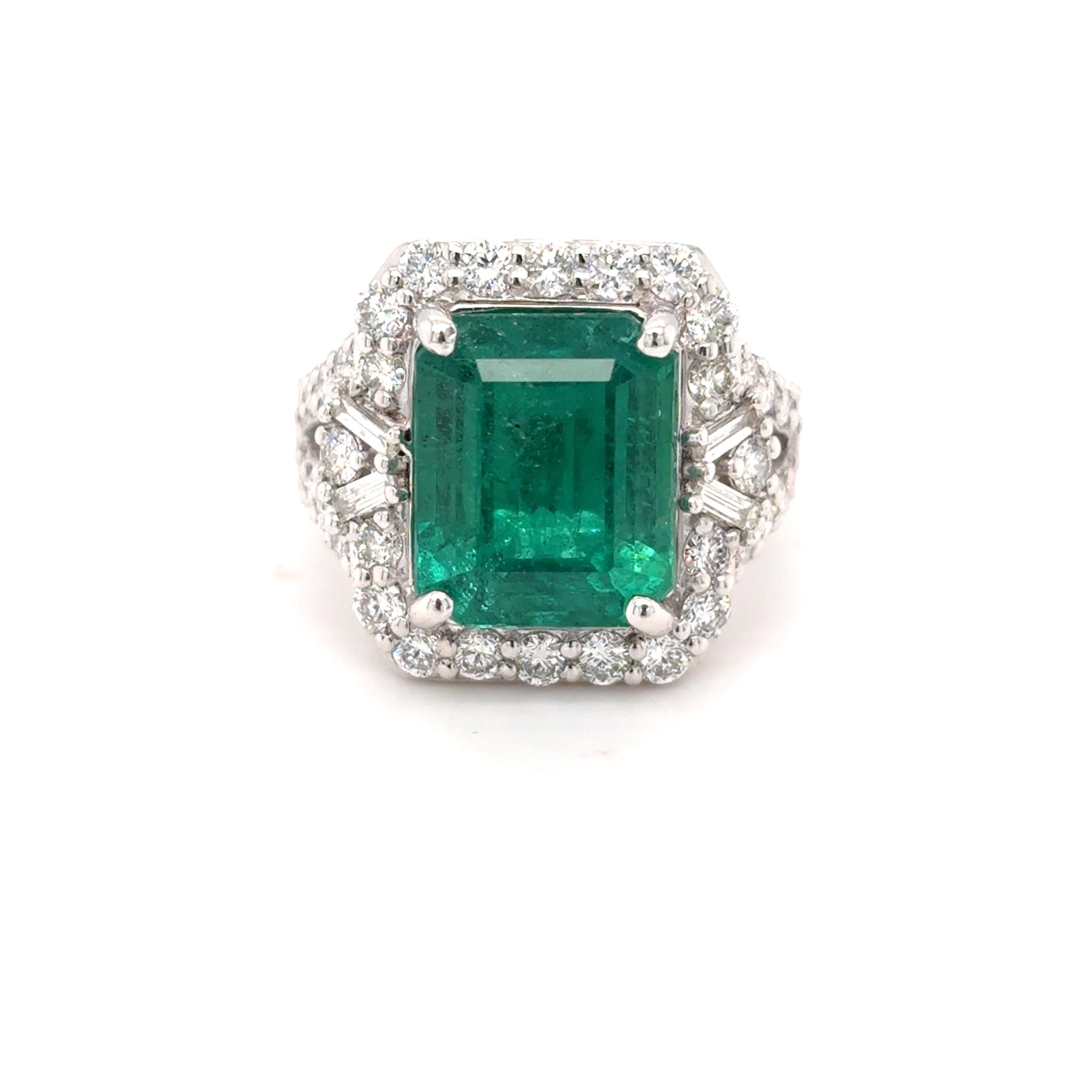 GIA-zertifizierter 7,52 Karat Smaragd-Diamant-Cocktailring mit Oktagonschliff im Angebot 7