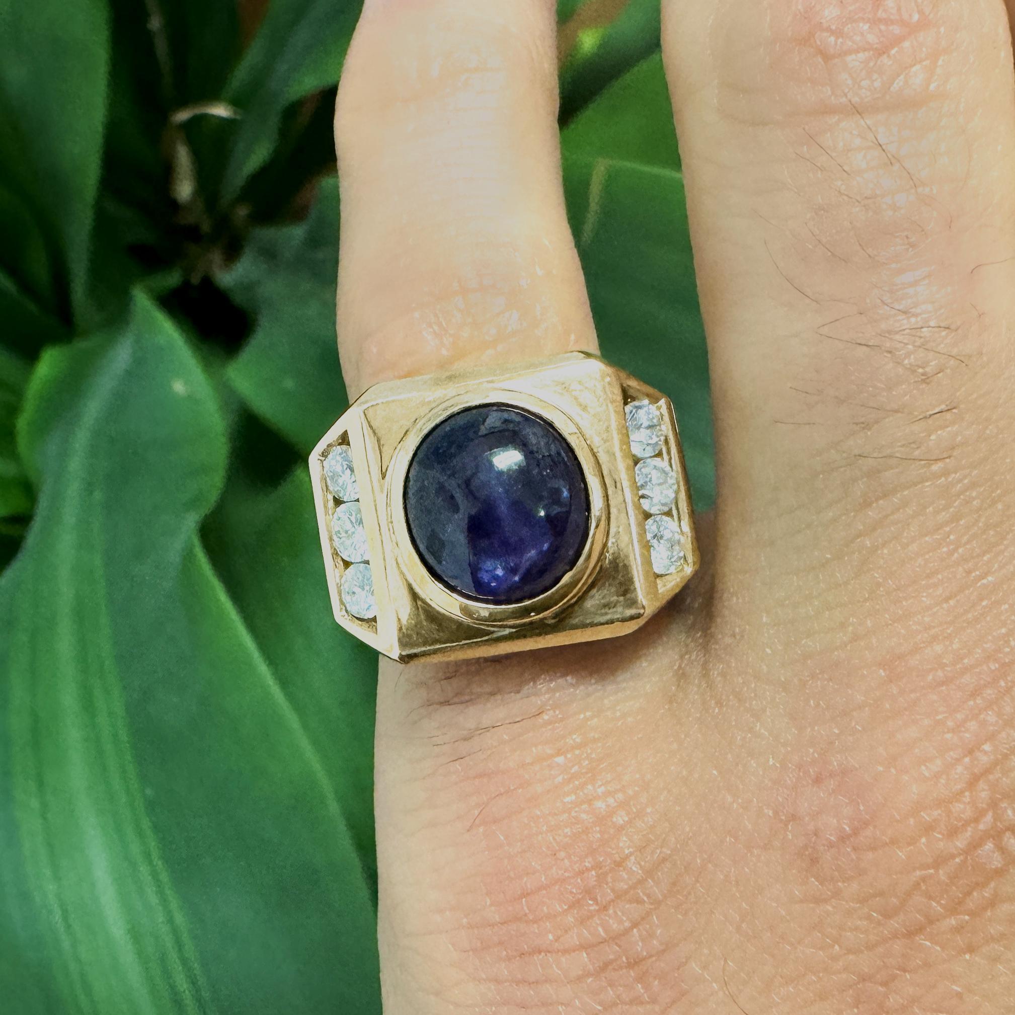 Anello da uomo in oro 14K con zaffiro a stella e diamante con cambio di colore certificato GIA da 7,6 carati in vendita 1