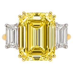 GIA-zertifizierter Diamantring mit 7,60 Karat, in der Farbe „Fancy Yellow“, intern makellos, im Stufenschliff