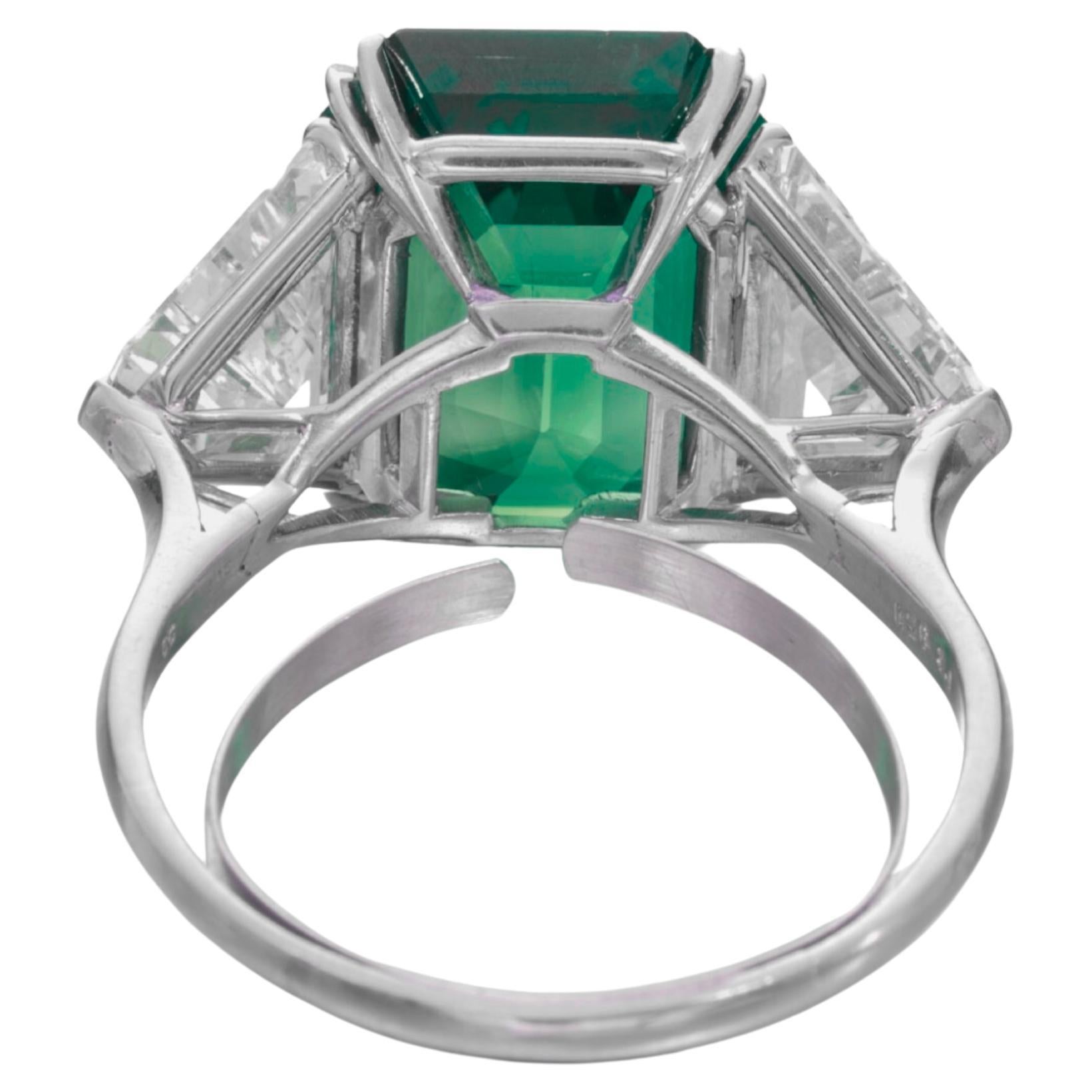 Emerald Cut GIA Certified  7.63 Carat Intense Emerad Diamond Cocktail Ring For Sale