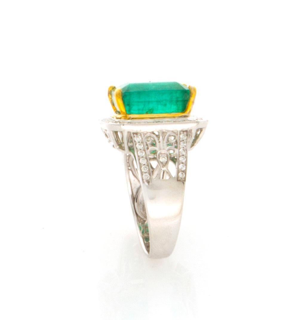 Women's GIA Certified 7.65 Carat Emerald Diamond Ring 14 Karat White and Yellow Gold For Sale