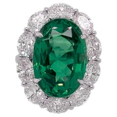 GIA-Certified 7.68 Carat Colombian Emerald Ring in Platinum with Diamond Ring