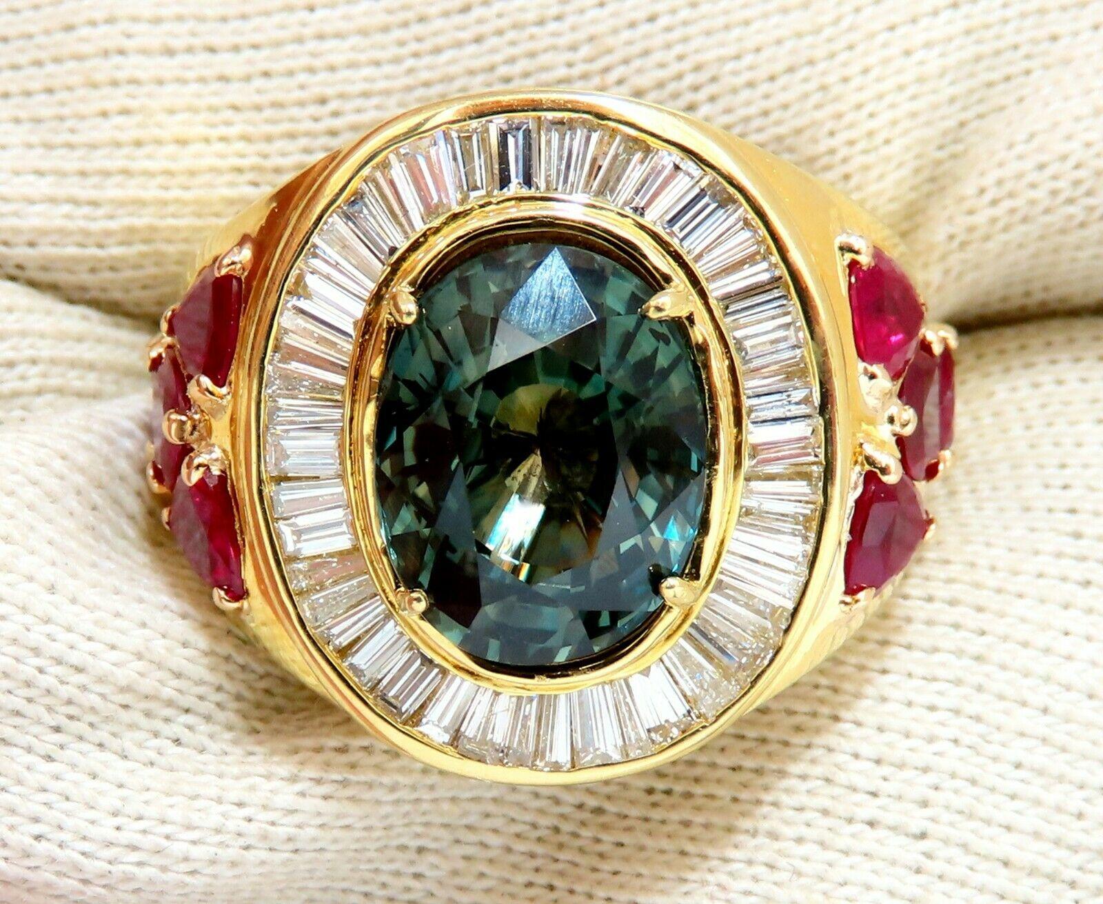Oval Cut GIA Certified 7.71 Carat Natural Green Blue Sapphire Diamond Ring 18kt Unisex For Sale
