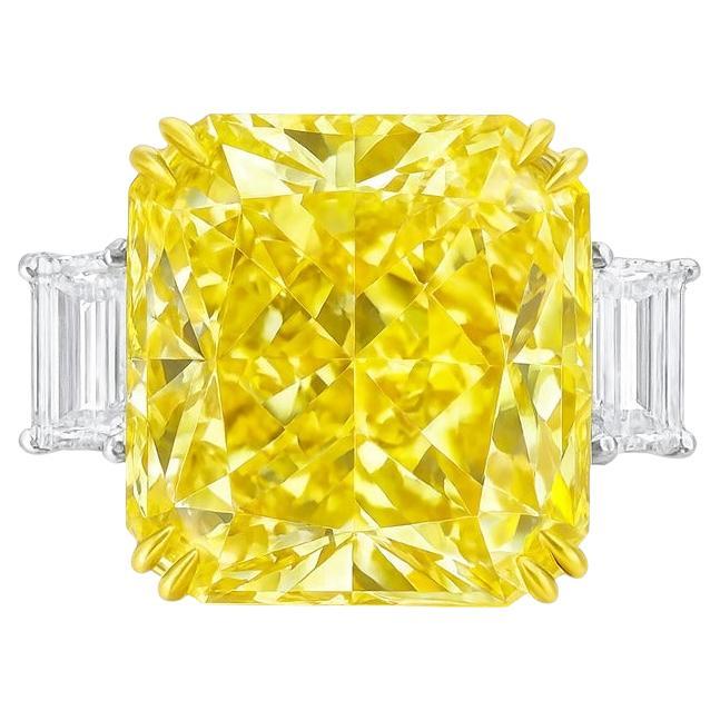 GIA Certified 7.83 Carat Fancy Vivid Yellow VS2 Diamond Ring

This extraordinary ring showcases a breathtaking 7.83 carat Fancy Vivid Yellow diamond, GIA certified, with VS2 clarity—a rare combination of vibrant color and exceptional purity. The