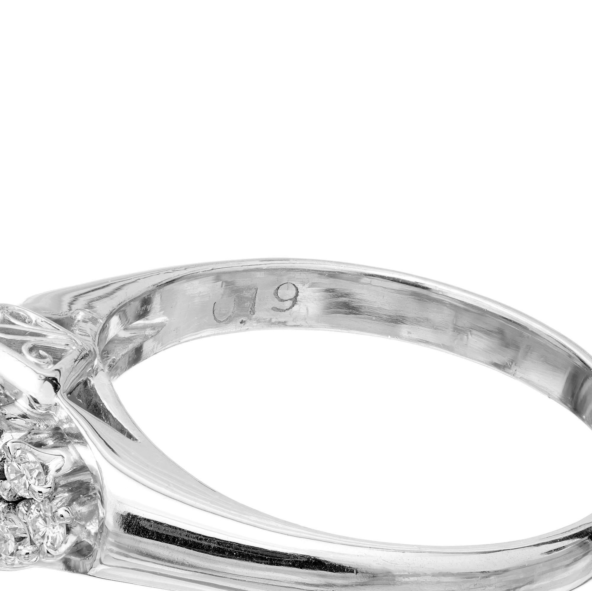 Bague de fiançailles en platine certifiée GIA de 0,79 carat de saphir bleu et de diamant en vente 4