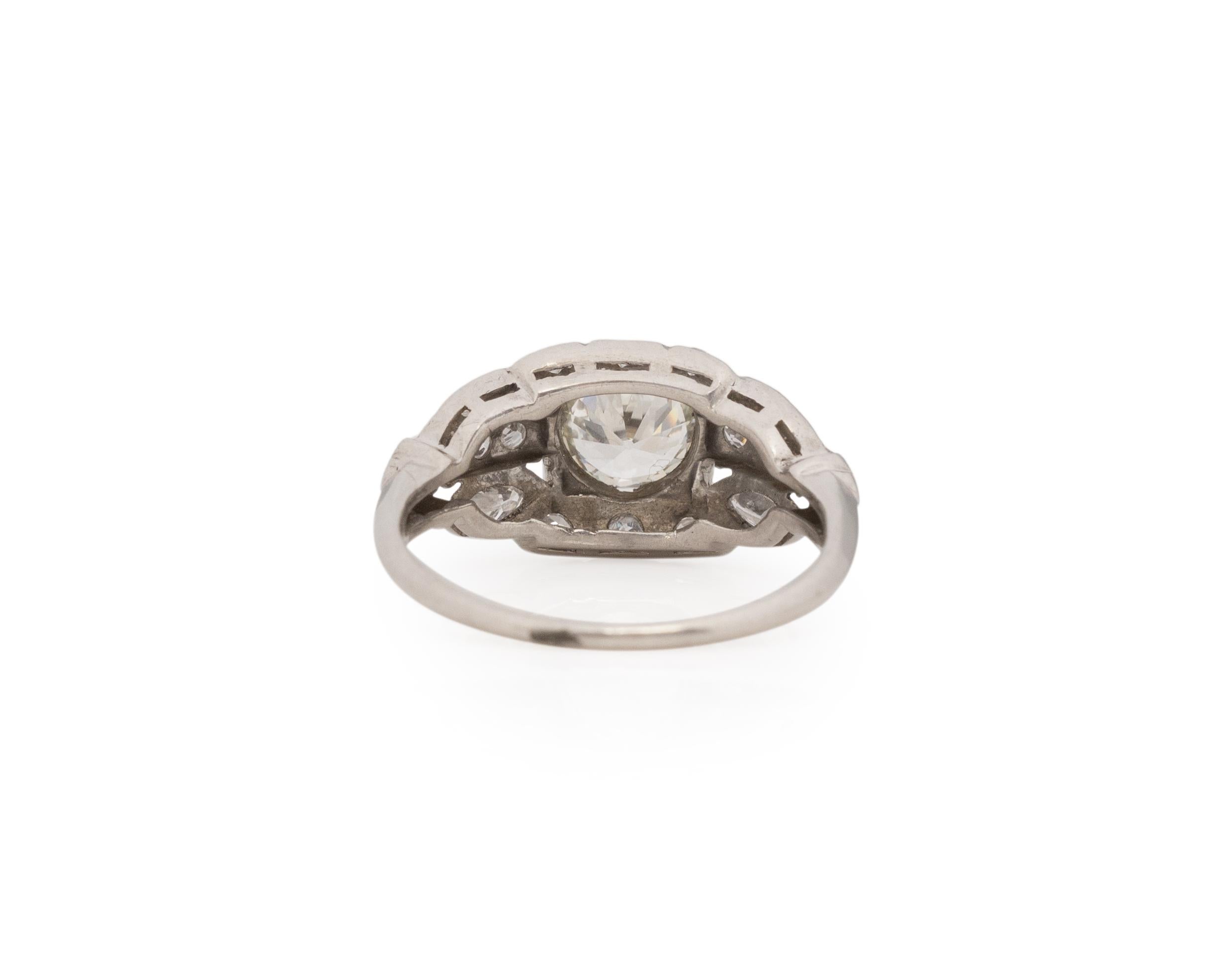 Taille vieille Europe Bague de fiançailles en platine avec diamant certifié GIA de 0,79 carat en vente