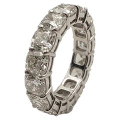 Fede nuziale “Eternity” con diamante da 8 carati a taglio cuscino certificato GIA, in oro bianco 18k
