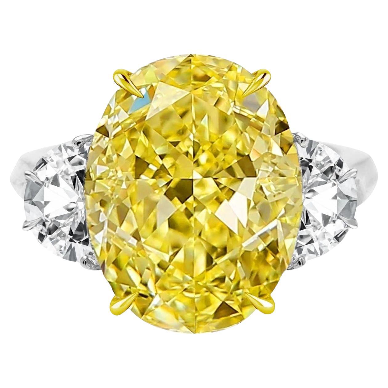 Bague à diamant ovale certifié GIA de 8 carats de couleur jaune intense fantaisie
