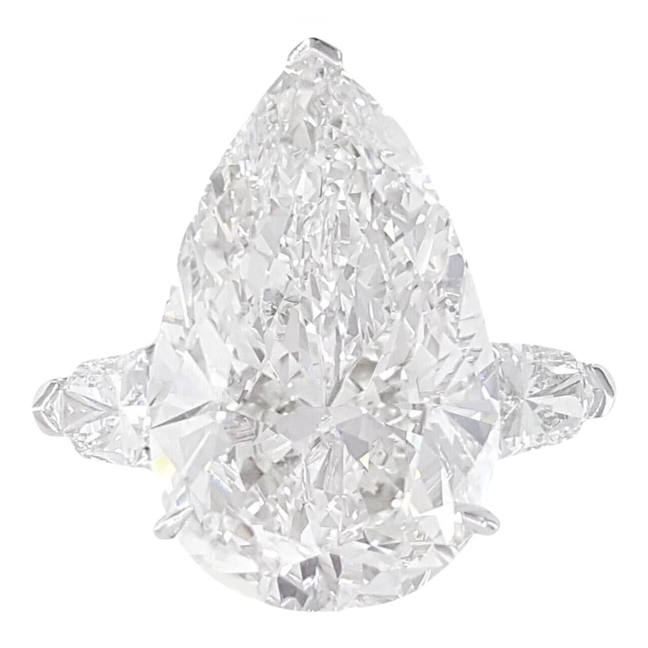 Moderne Bague de fiançailles certifiée GIA de 8 carats avec diamant taille poire en vente