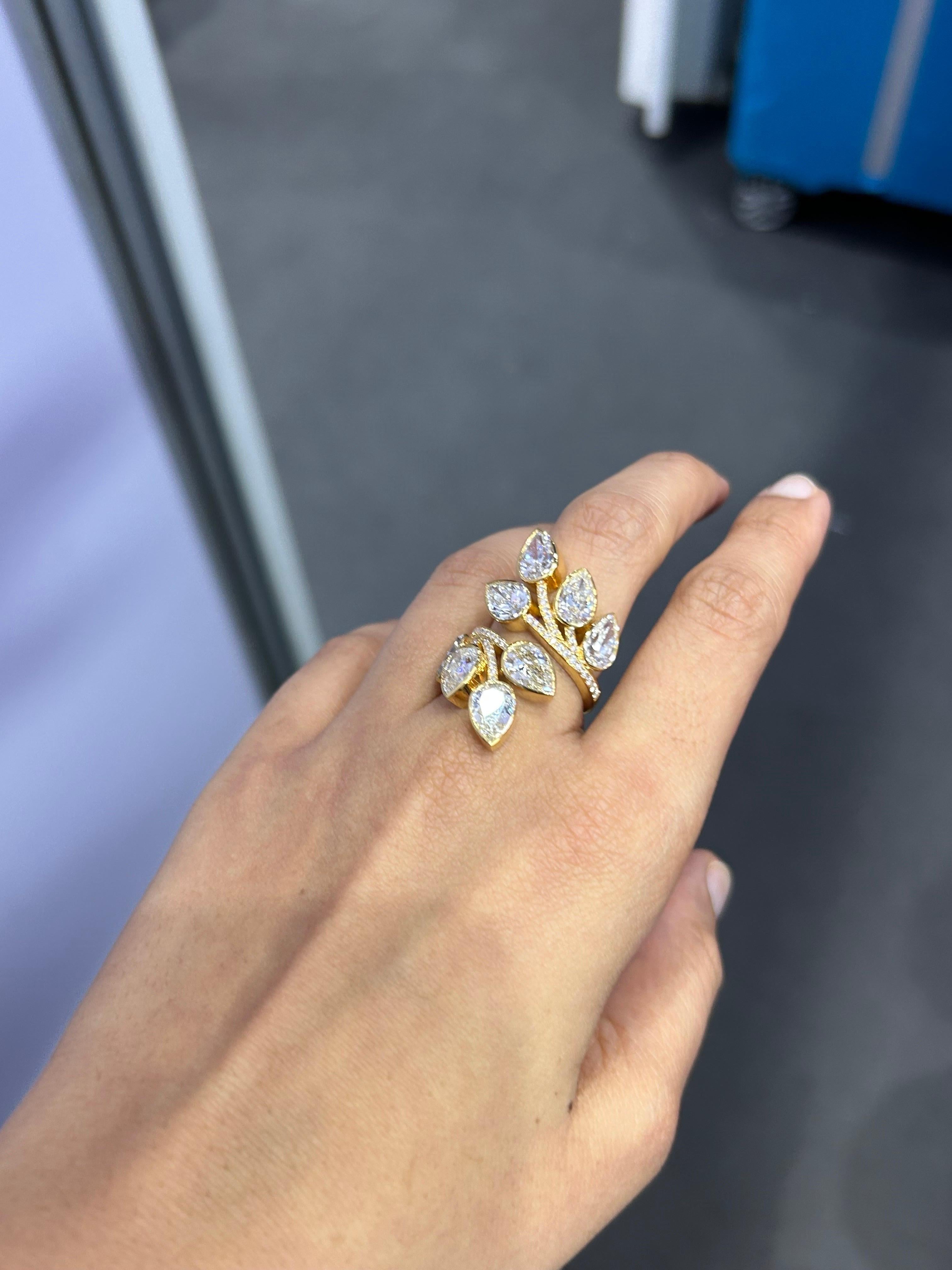 Women's GIA Certified 8 carat Pear Shape Diamond Cocktail Ring