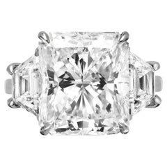 GIA Certified 8 Carat Radiant Cut Diamond Solitaire Ring 