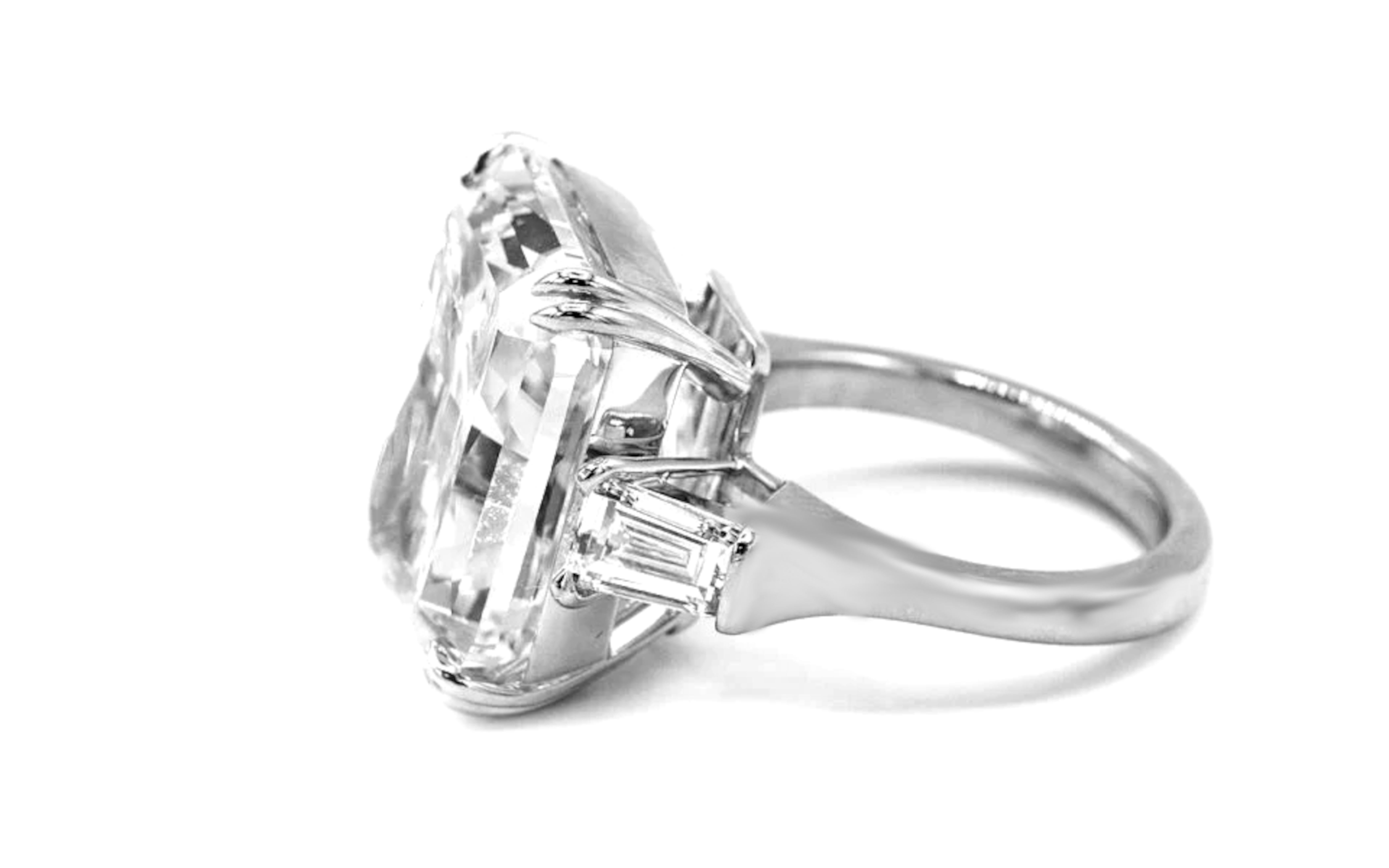 GIA Certified 8 Carat Radiant Cut E Color Diamond Engagement Platinum Ring (Zeitgenössisch) im Angebot