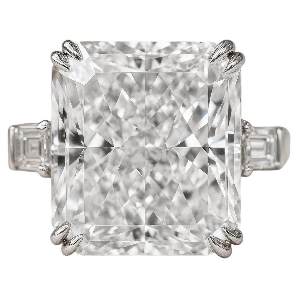 GIA Certified 8 Carat Radiant Cut E Color Diamond Engagement Platinum Ring im Angebot