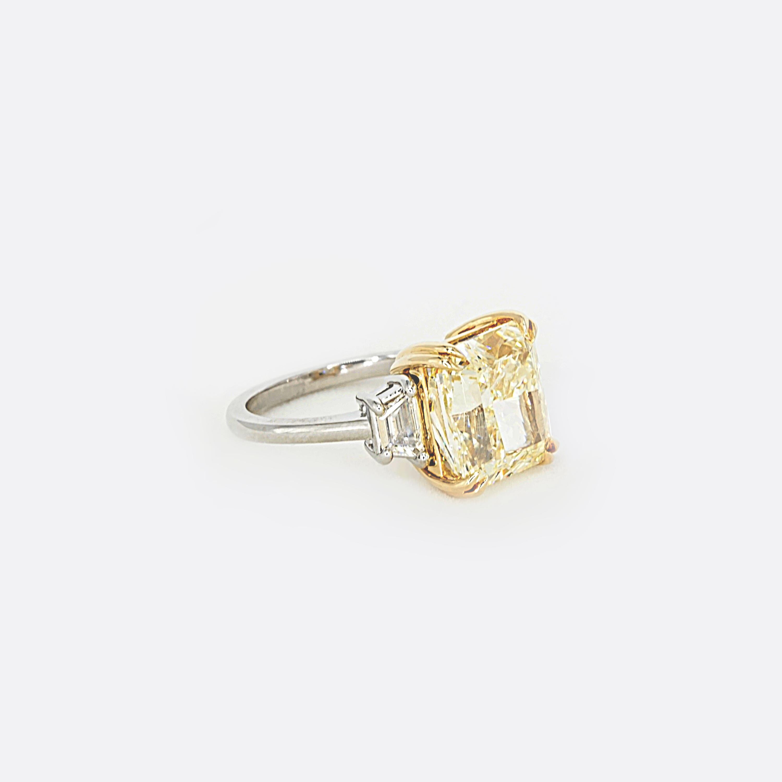 Contemporary GIA Certified 8 Carat Radiant Cut Fancy Yellow Diamond Platinum 18K Gold Ring For Sale