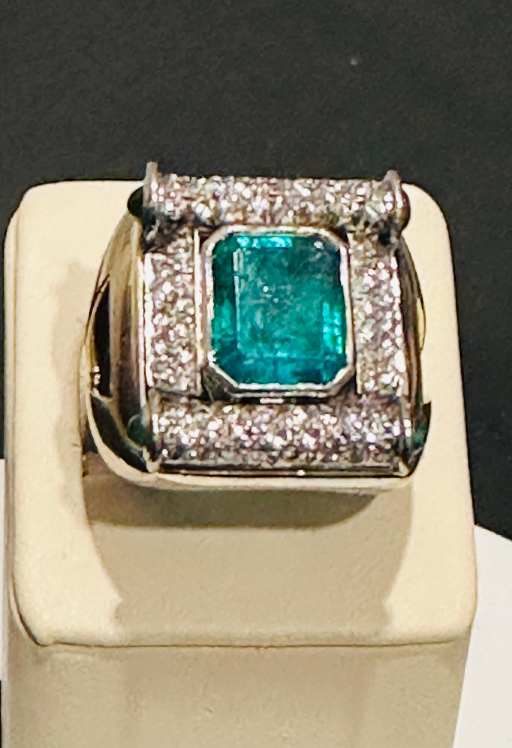 GIA Certified 8ct Emerald Cut Colombian Emerald Diamond  Ring 18kt White Gold For Sale 1