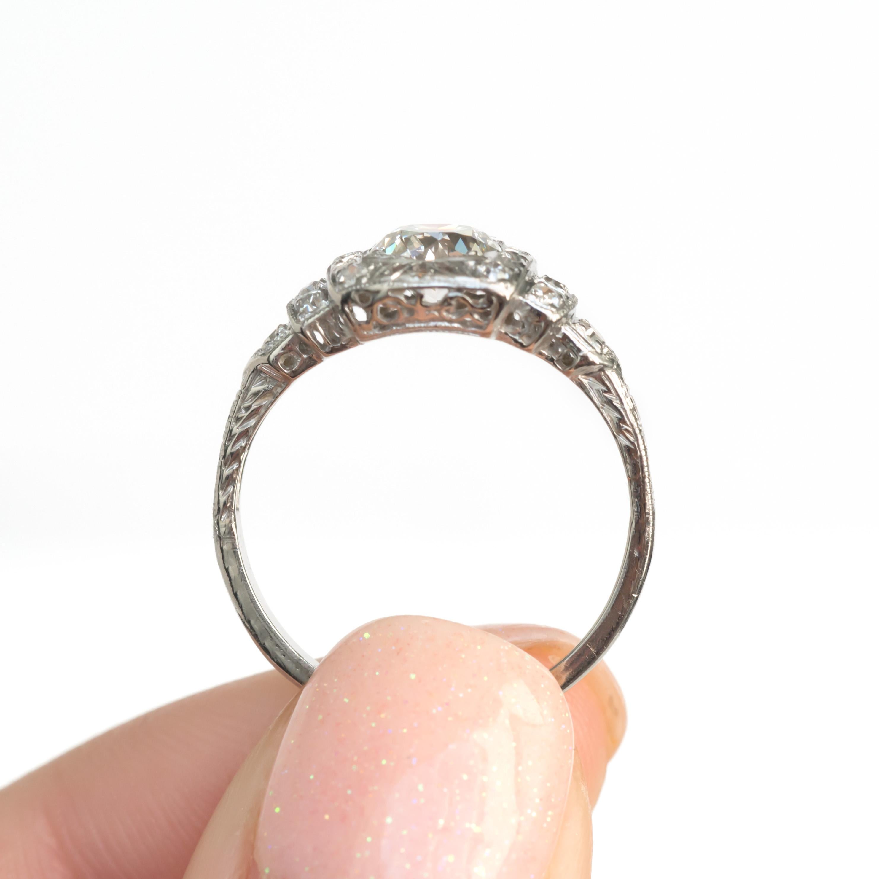 GIA-zertifizierter Platin-Verlobungsring mit 0,80 Karat Diamant für Damen oder Herren im Angebot