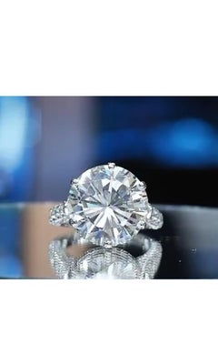 GIA Certified 8.00 Carat E/VVS2 Triple XXX Round Brillant Shape Diamond Ring