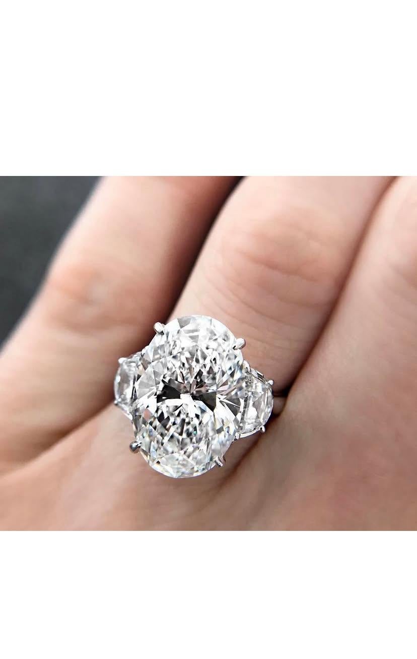 GIA Certified 8.00 Carat G/VS2 Oval Shape Diamond 18K Gold Ring Corte oval en venta