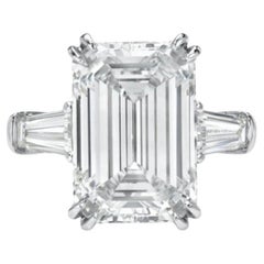 GIA Certified 8.00 Carats F/VS1 Emerald Shape Diamond 18K Gold Ring